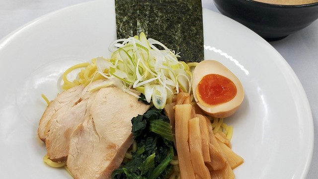 鶏白湯つけ麺